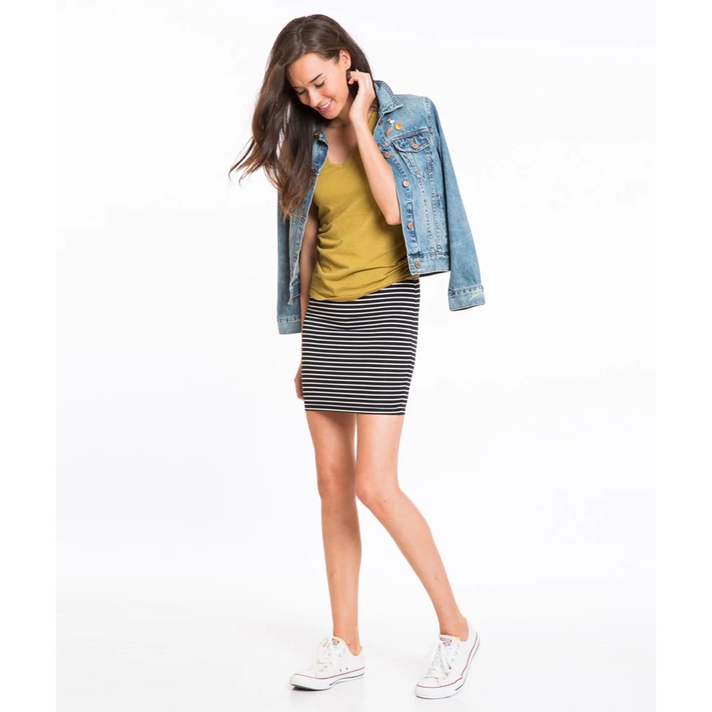 Marine Layer Striped Pencil Skirt - Black & White - Picture 2 of 5